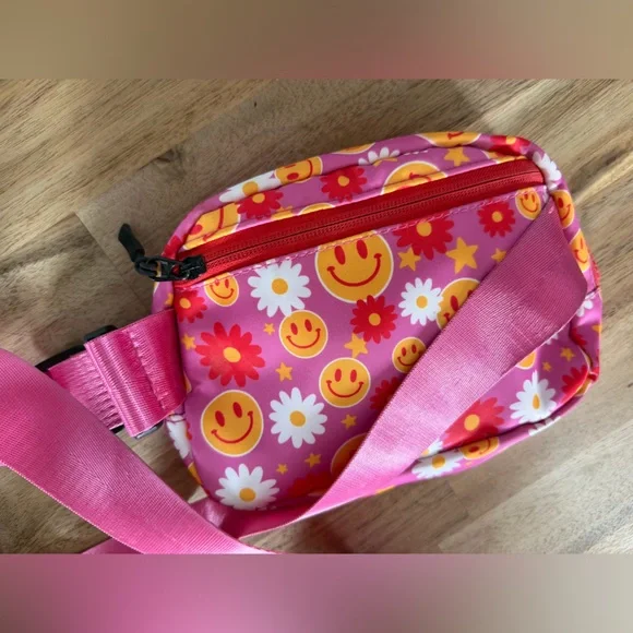 Katydid Pink Smiley Face Floral Crossbody Bag Festival Trendy - Picture 3 of 3
